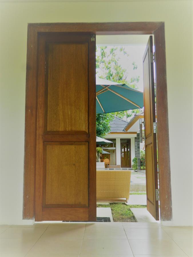 Two Brothers Villa Gili Air Exterior photo